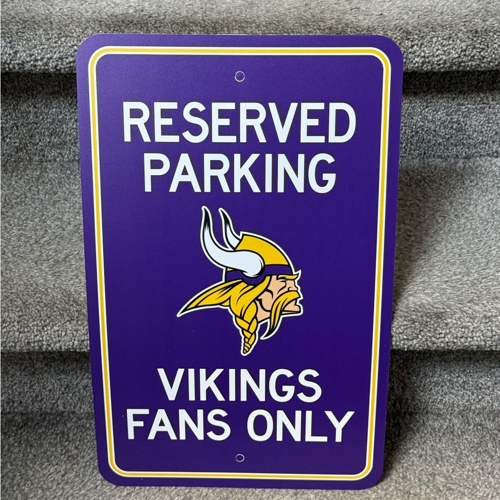 NFL Purple and Yellow Vikings Reserved Parking Sign 🏈